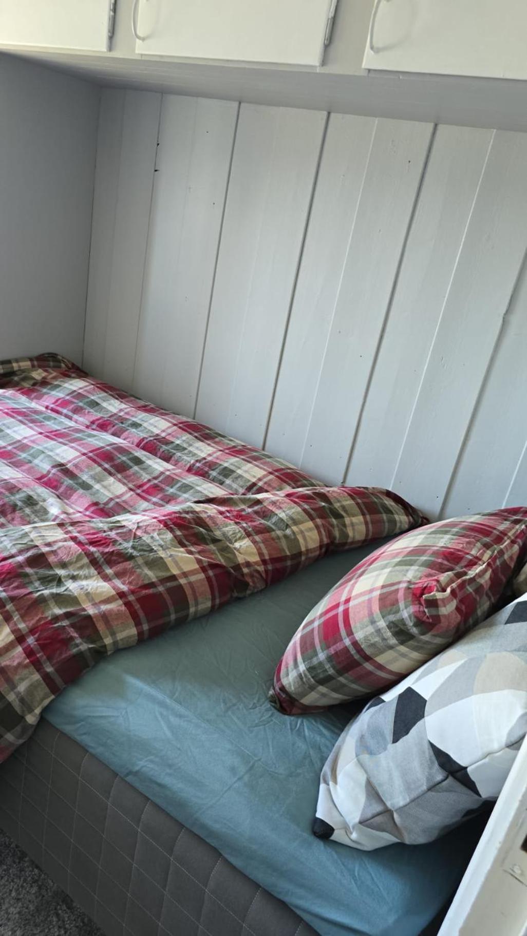 Room In Handsome Haven House Gjøvik Eksteriør bilde