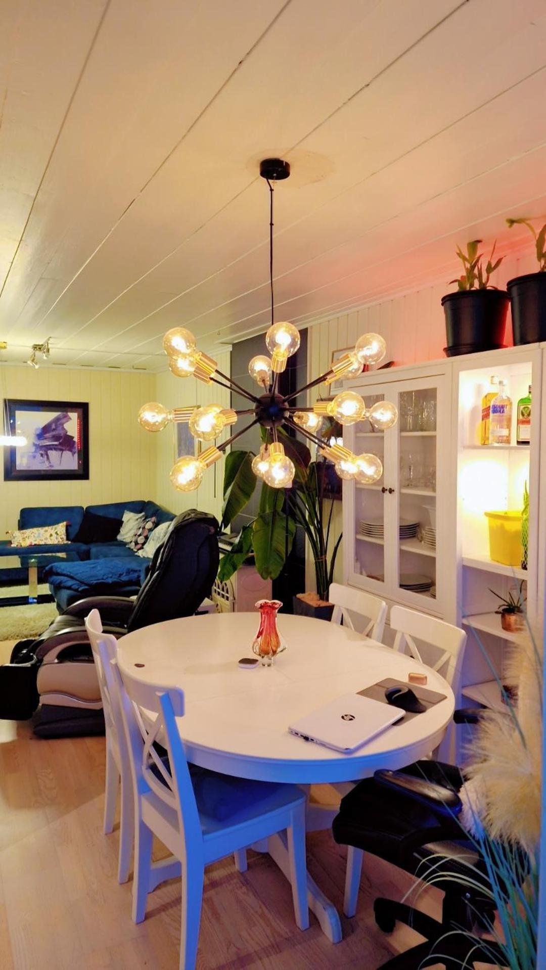 Room In Handsome Haven House Gjøvik Eksteriør bilde